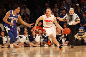 Brandon Triche signed with Italian team Trento of Lega Due on Tuesday.