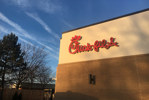 Chick-fil-A offered a gift card for 52 free chicken sandwich meals to 100 people who agreed to spend a day serving the community.