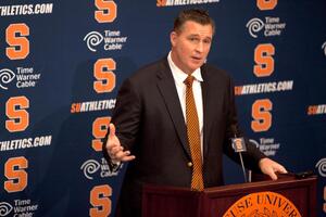 Syracuse head coach Doug Marrone